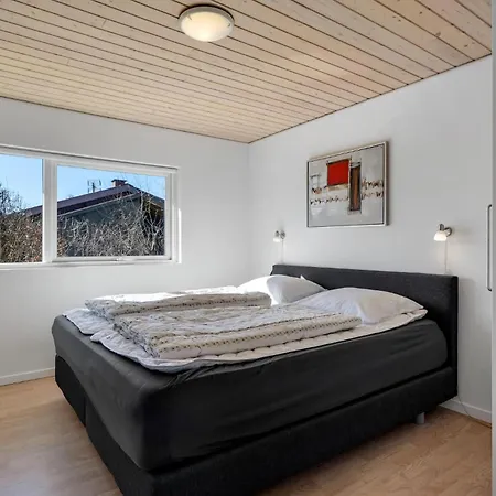 Stunning In V With Kitchen