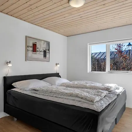 Stunning In V With Kitchen Dom wakacyjny