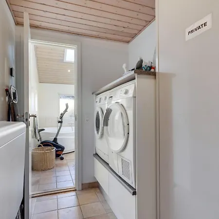 Stunning In V With Kitchen Dom wakacyjny *